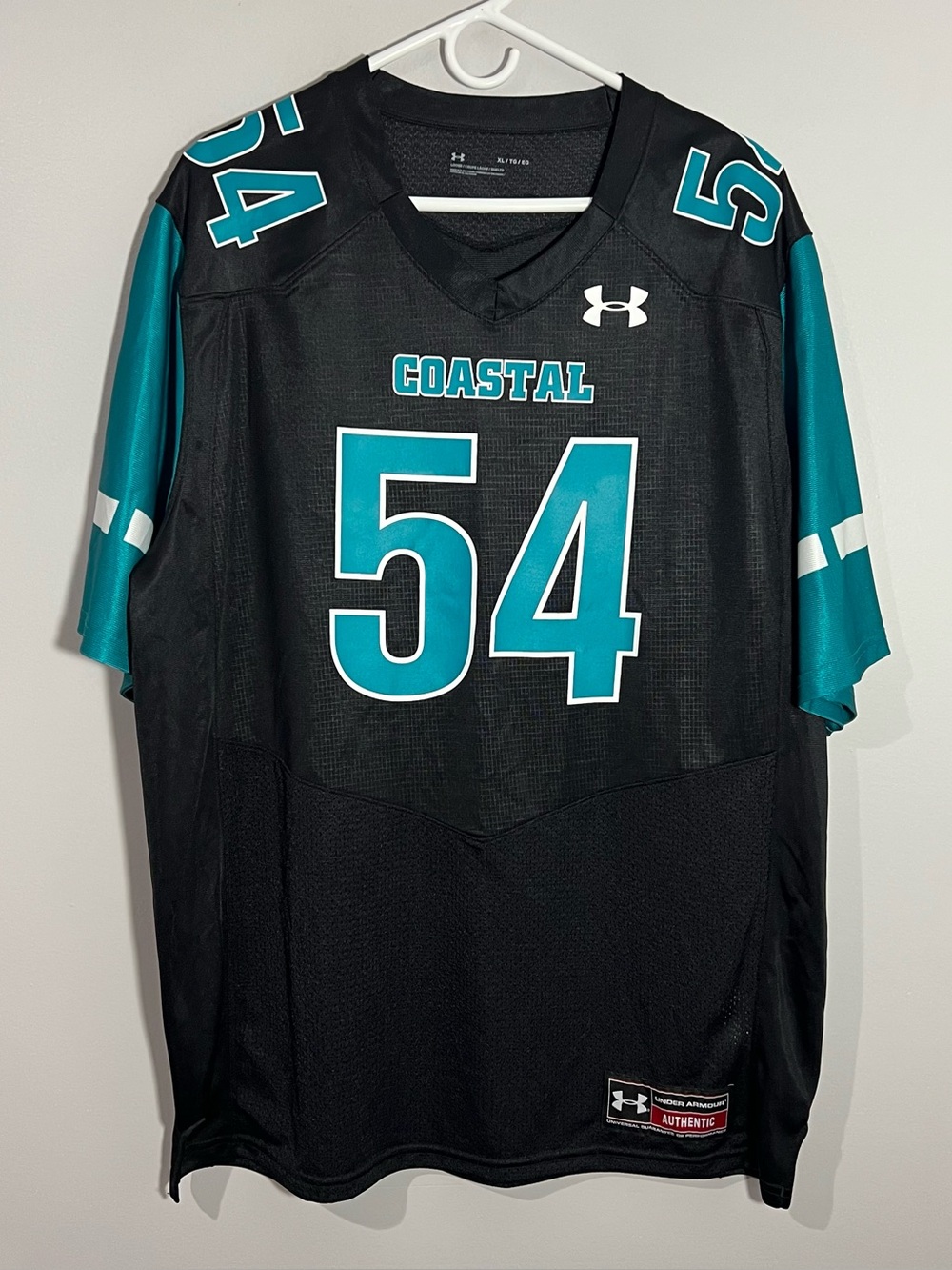 Under Armour Coastal Under Armour Coastal 54 Black Teal Athletic Jersey Men's XL